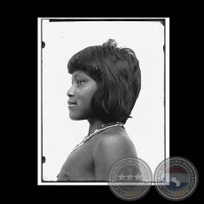 MUCHACHA DE LA TRIBU CHAMACOCO - Fotografía de GUIDO BOGGIANI